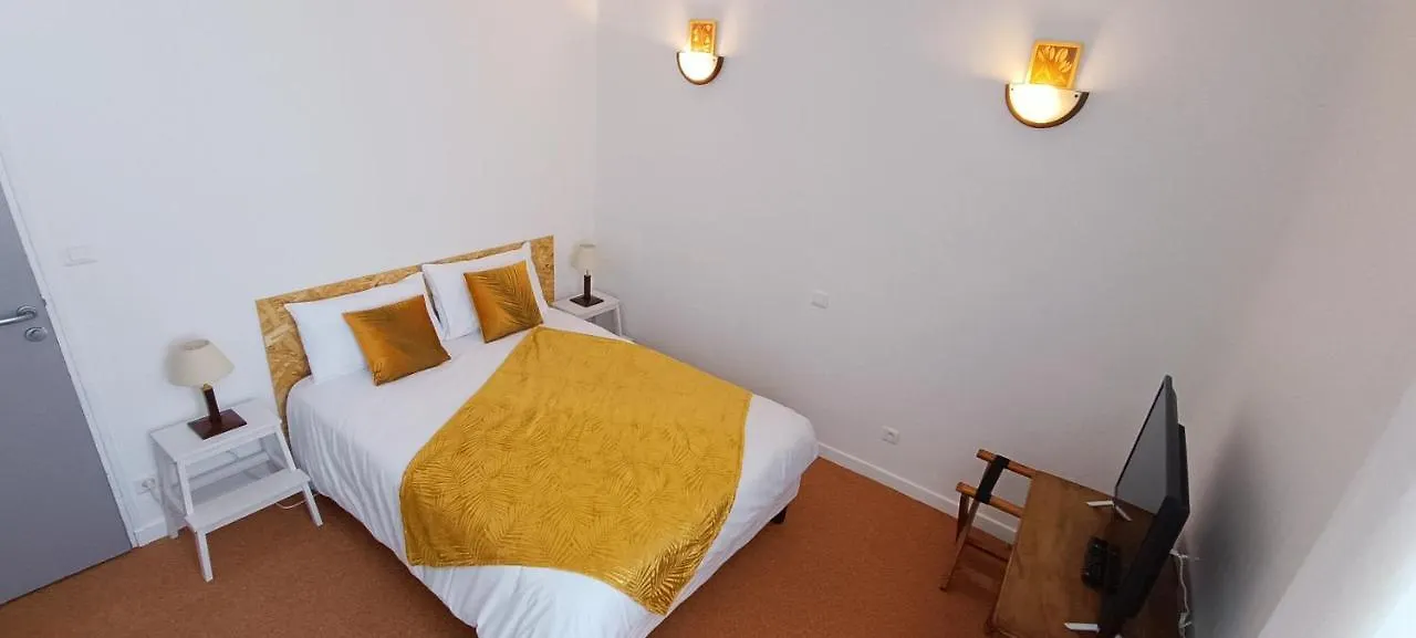 Hotel Chateau De Mons Armagnac Caussens